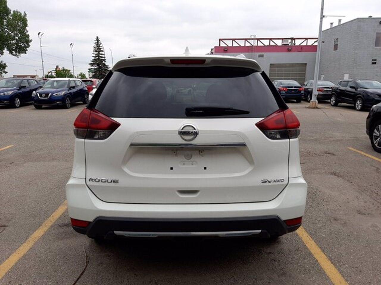 2018 Nissan Rogue S-3