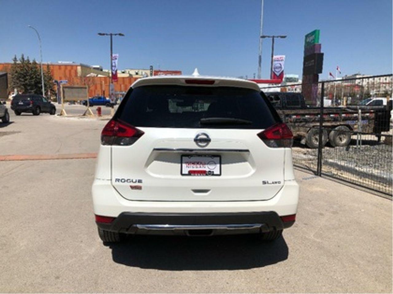 2018 Nissan Rogue S-3