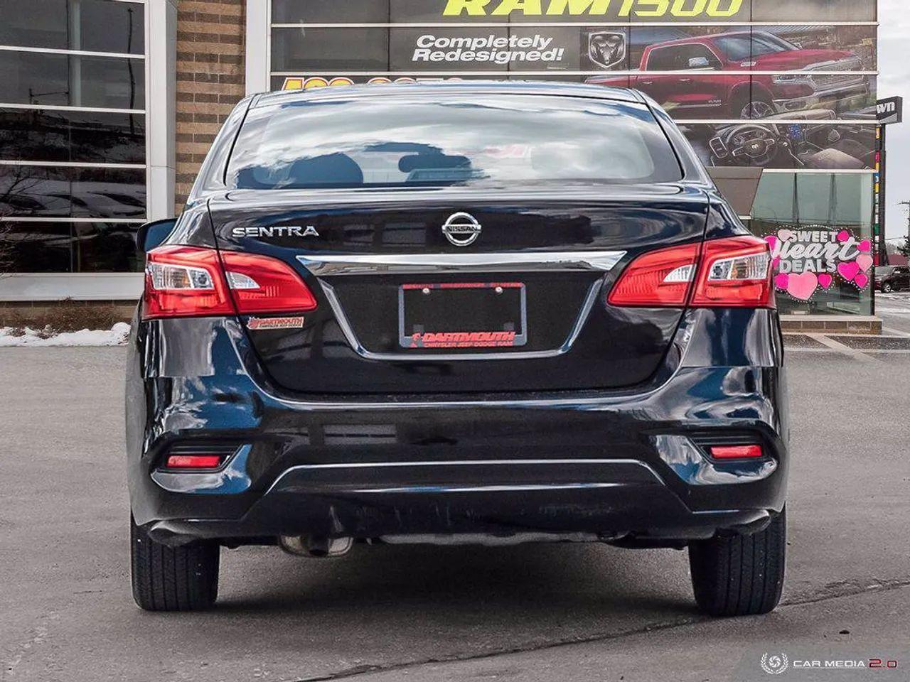2018 Nissan Sentra S-4