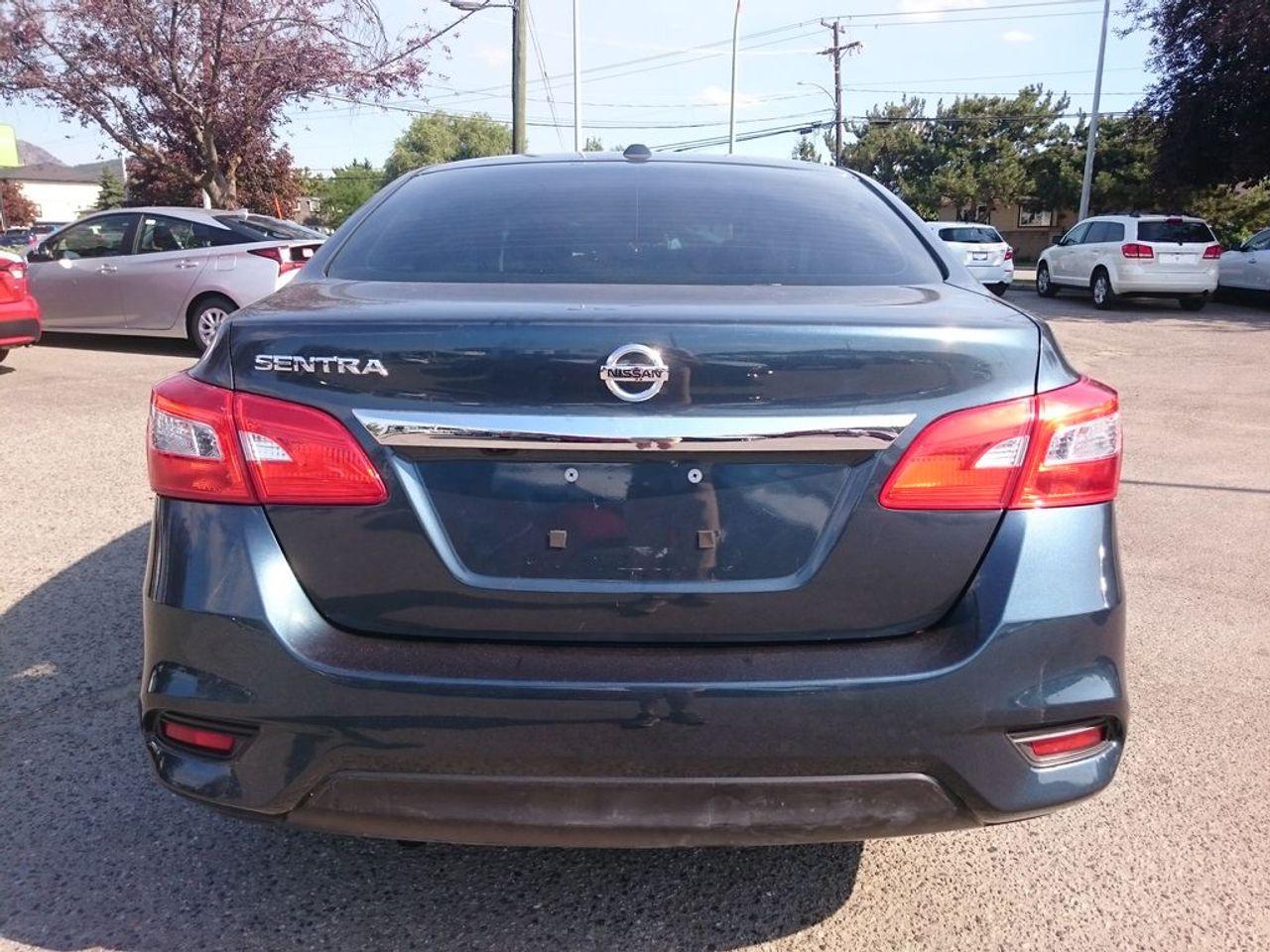 2018 Nissan Sentra S-4