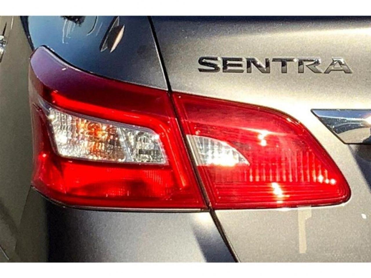 2018 Nissan Sentra S-4