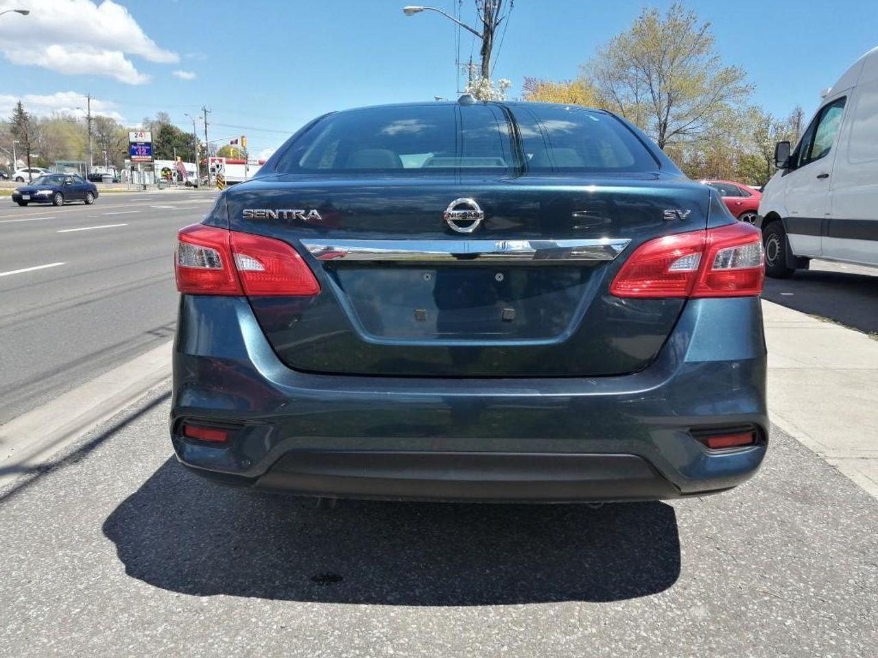 2018 Nissan Sentra S-3