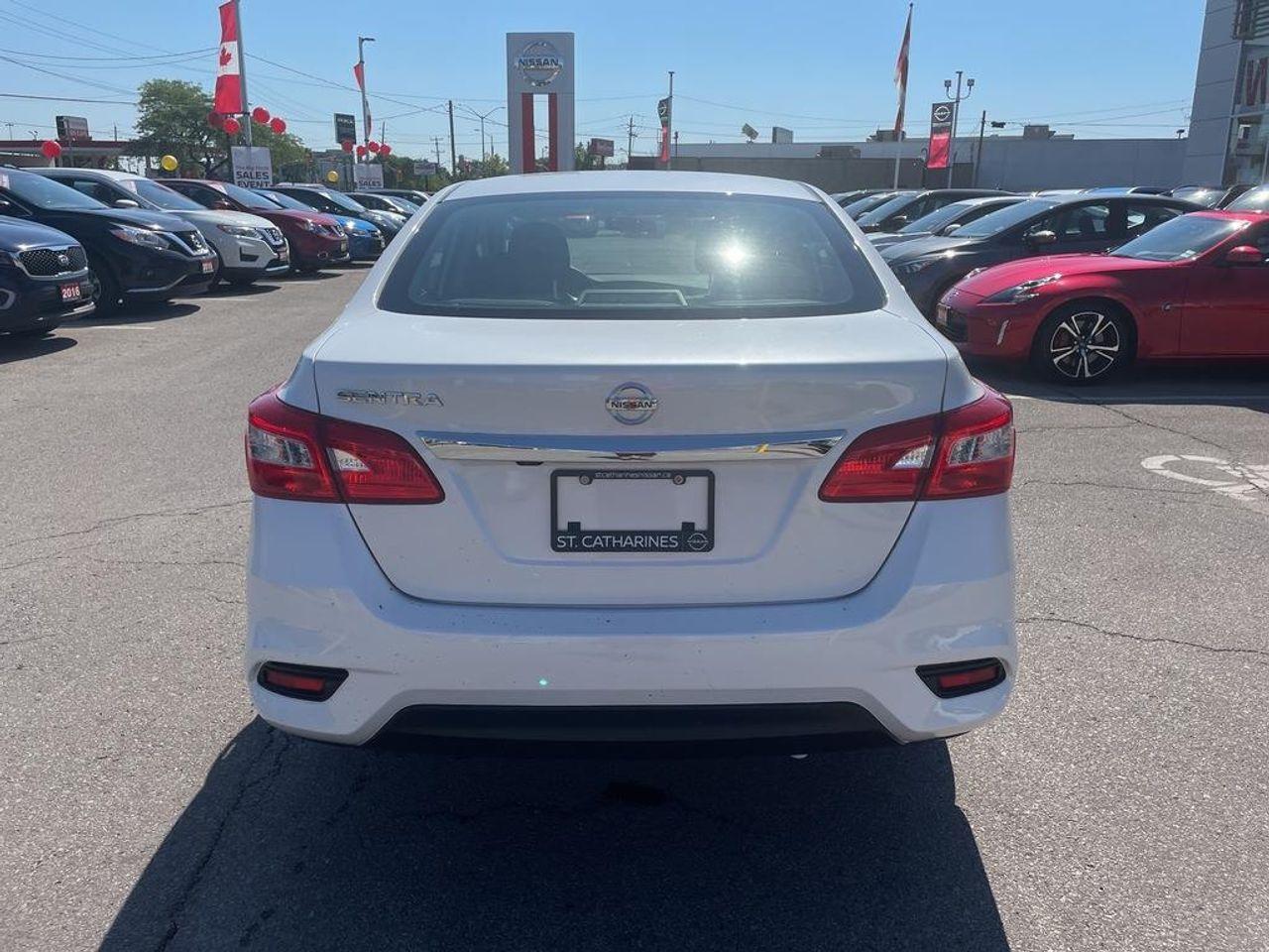 2018 Nissan Sentra S-3