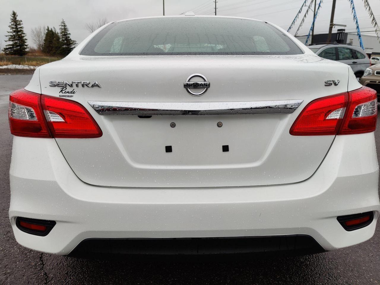2018 Nissan Sentra S-3