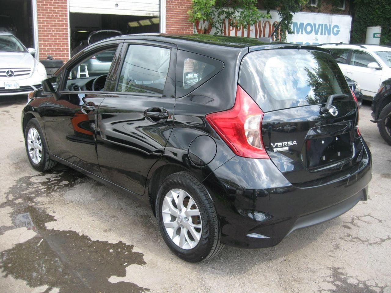2018 Nissan Versa Note S-3