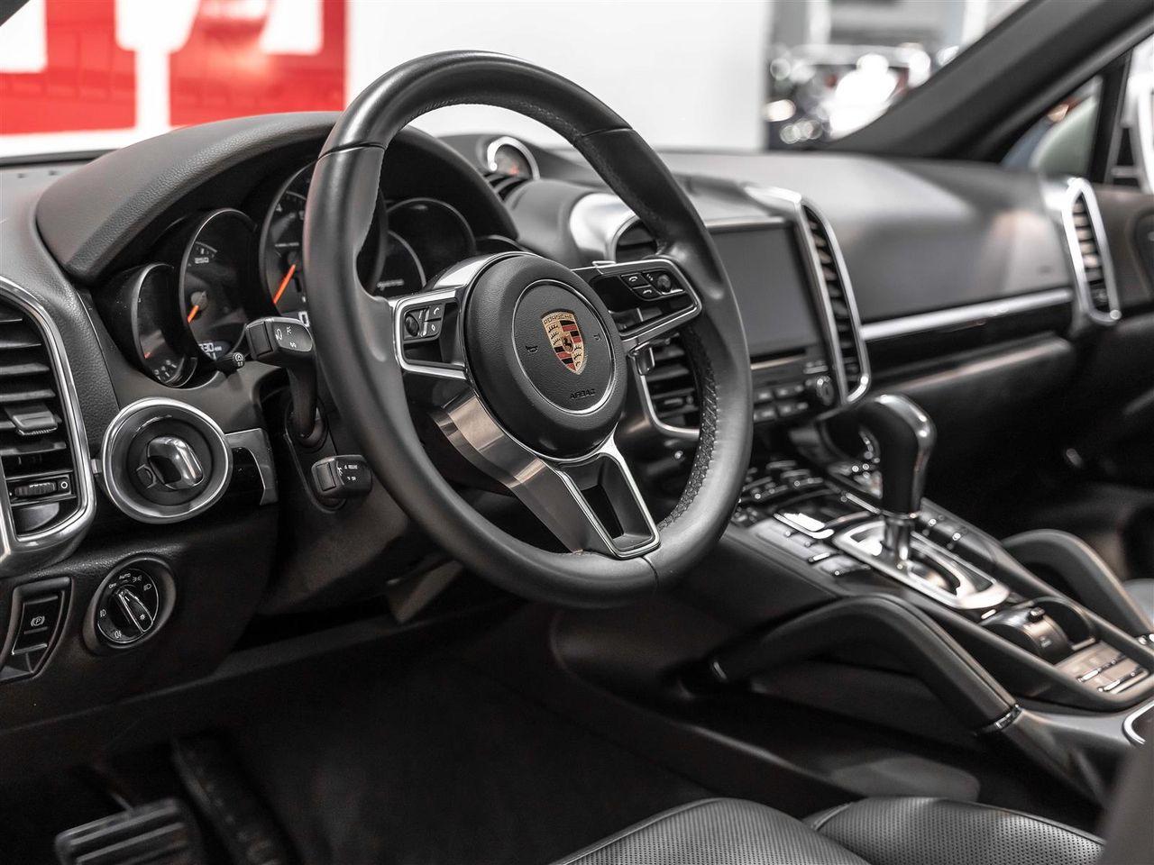 2018 Porsche Cayenne Base-4