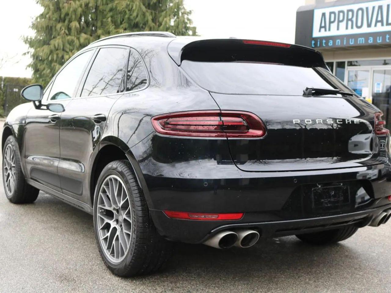 2018 Porsche Macan S-3