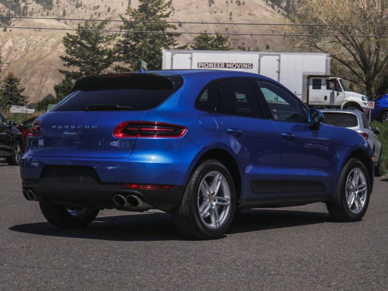 2018 Porsche Macan S-4