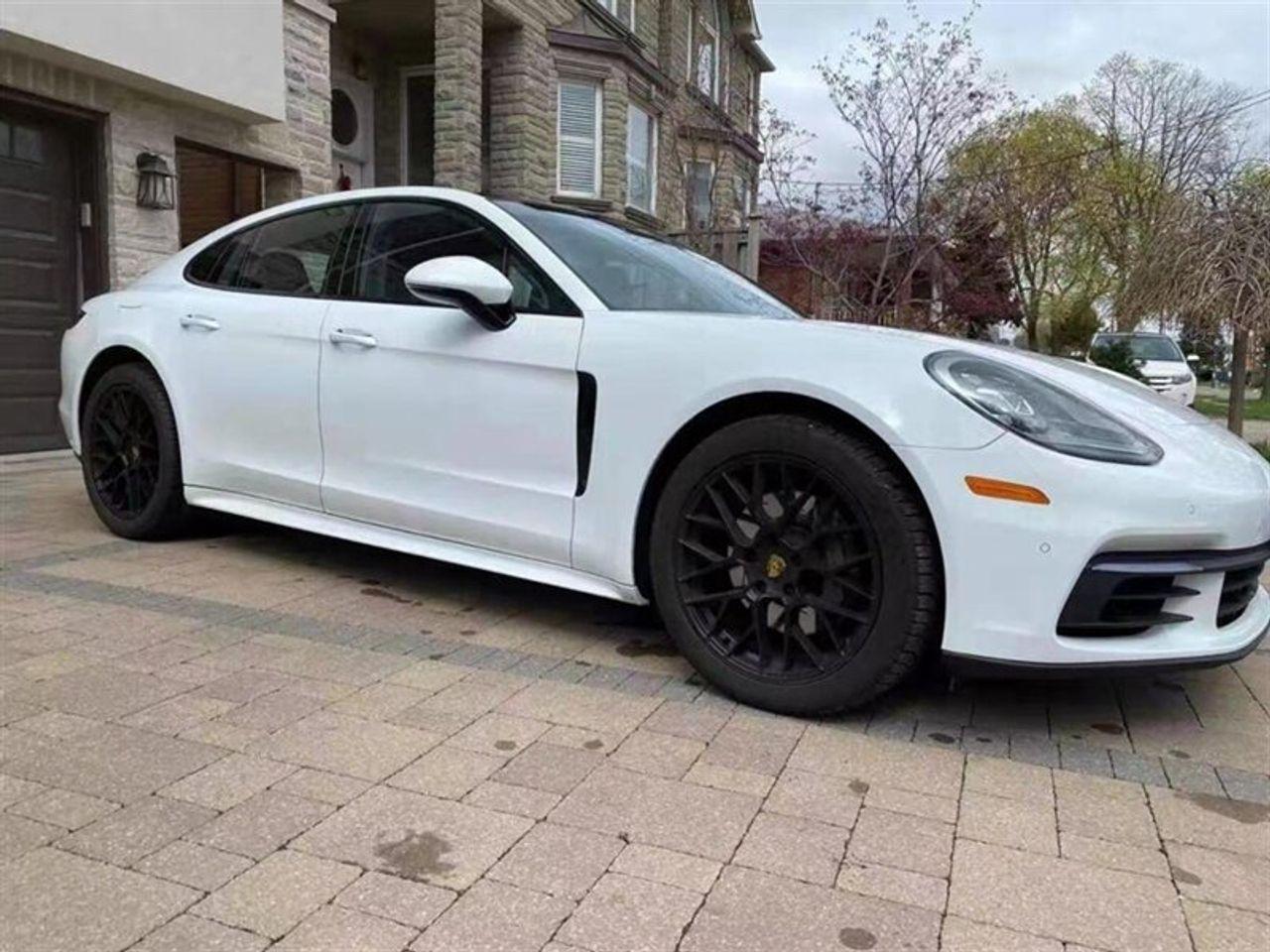 2018 Porsche Panamera 4S-1