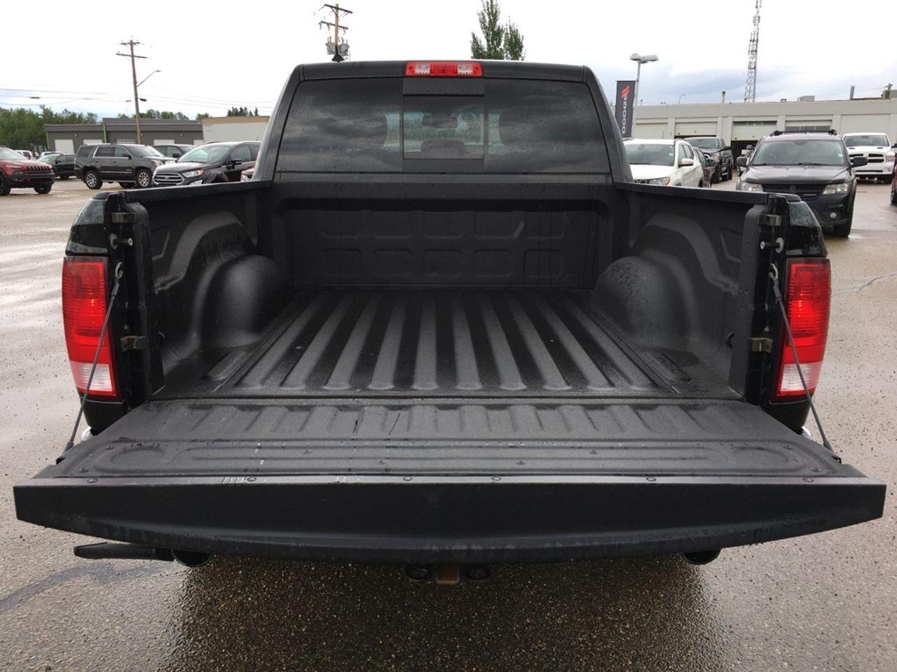 2018 Ram 1500 SLT-4