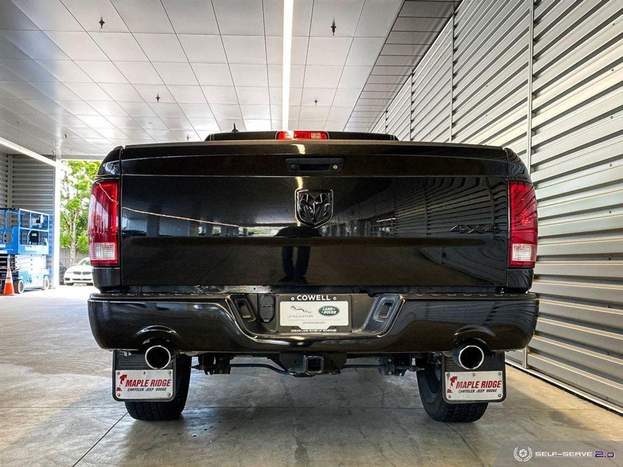 2018 Ram 1500 SLT-4
