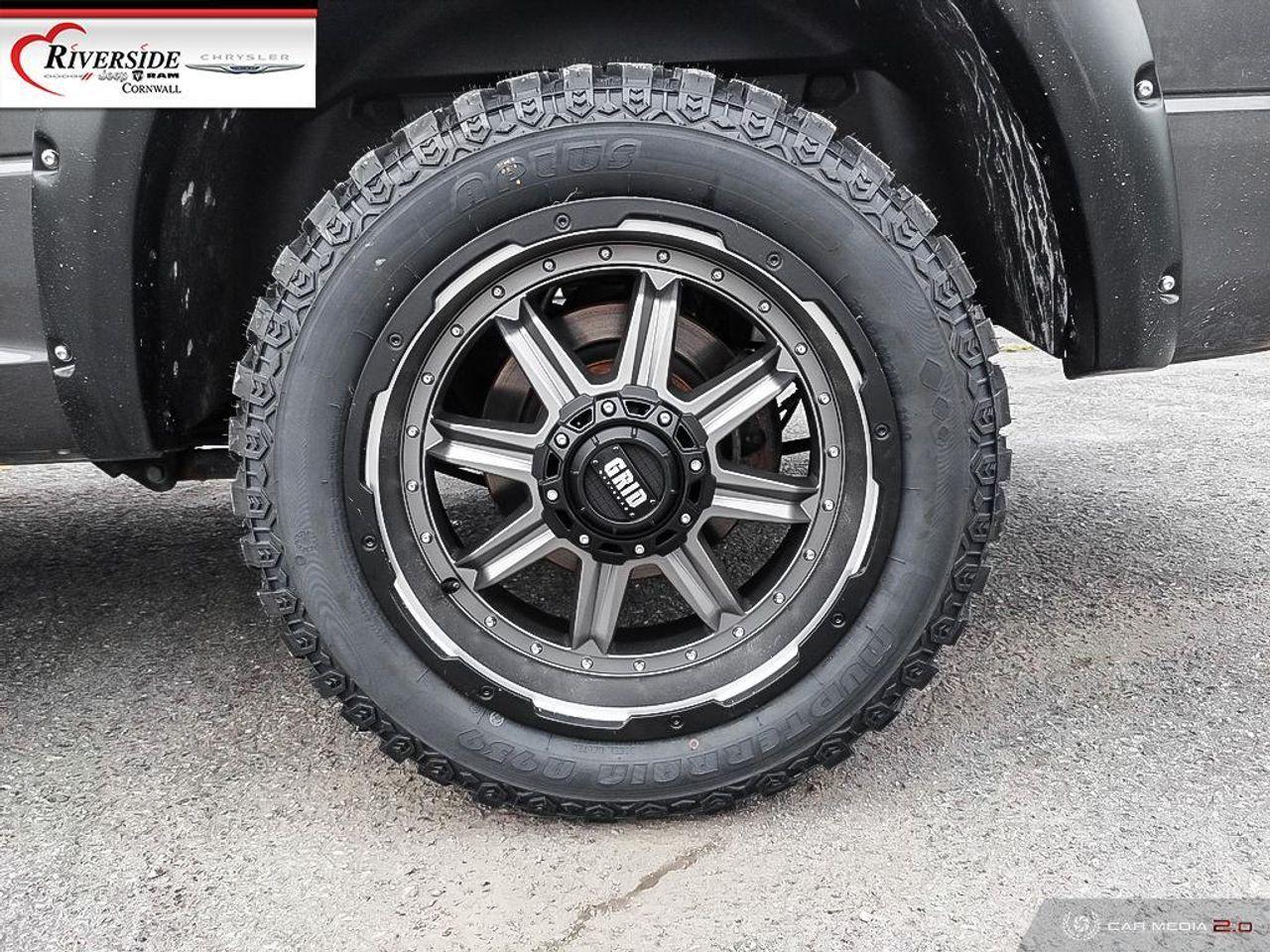2018 Ram 1500 SLT-4