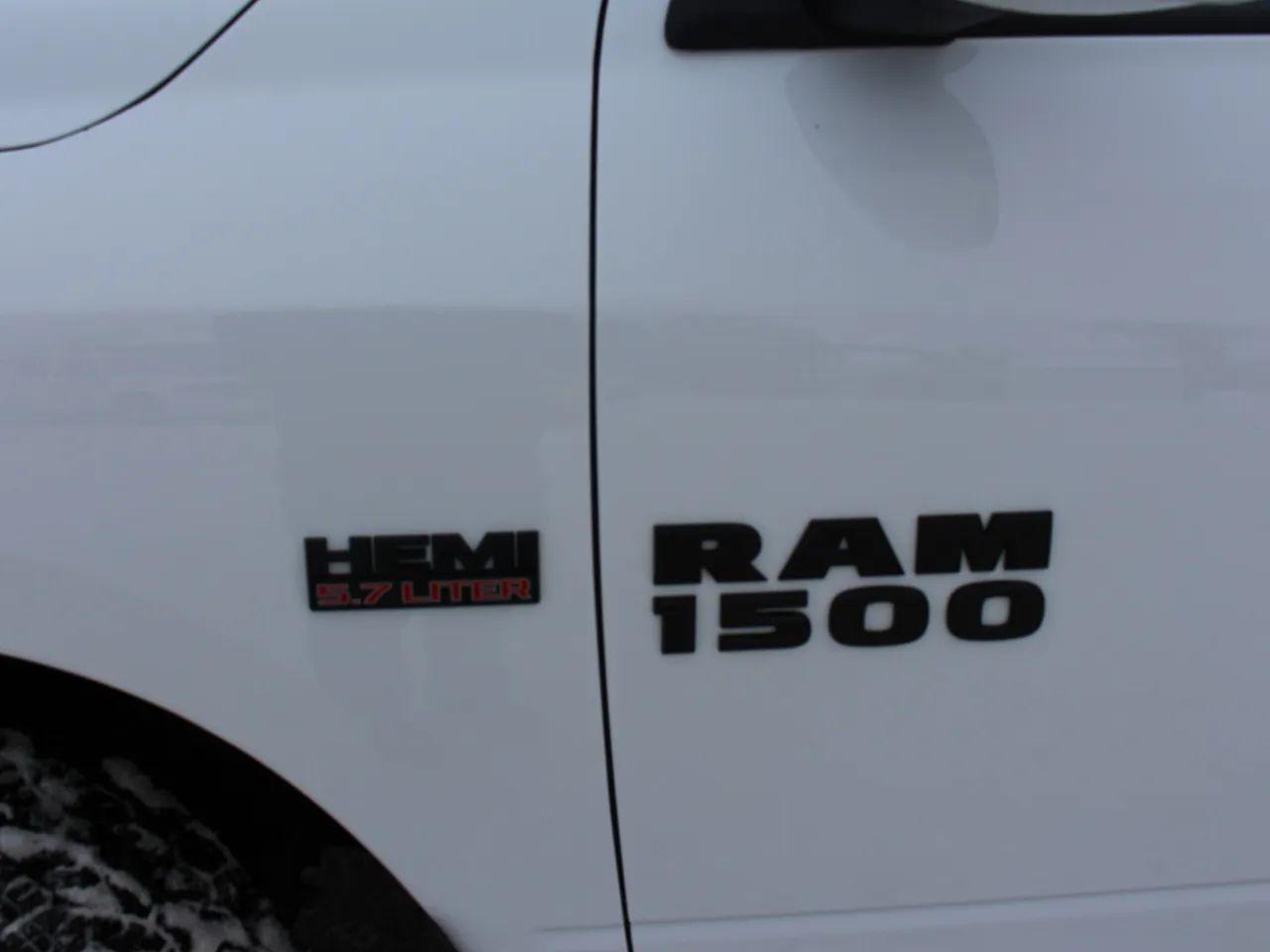 2018 Ram 1500 Sport-2