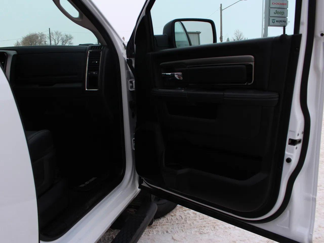 2018 Ram 1500 Sport-4