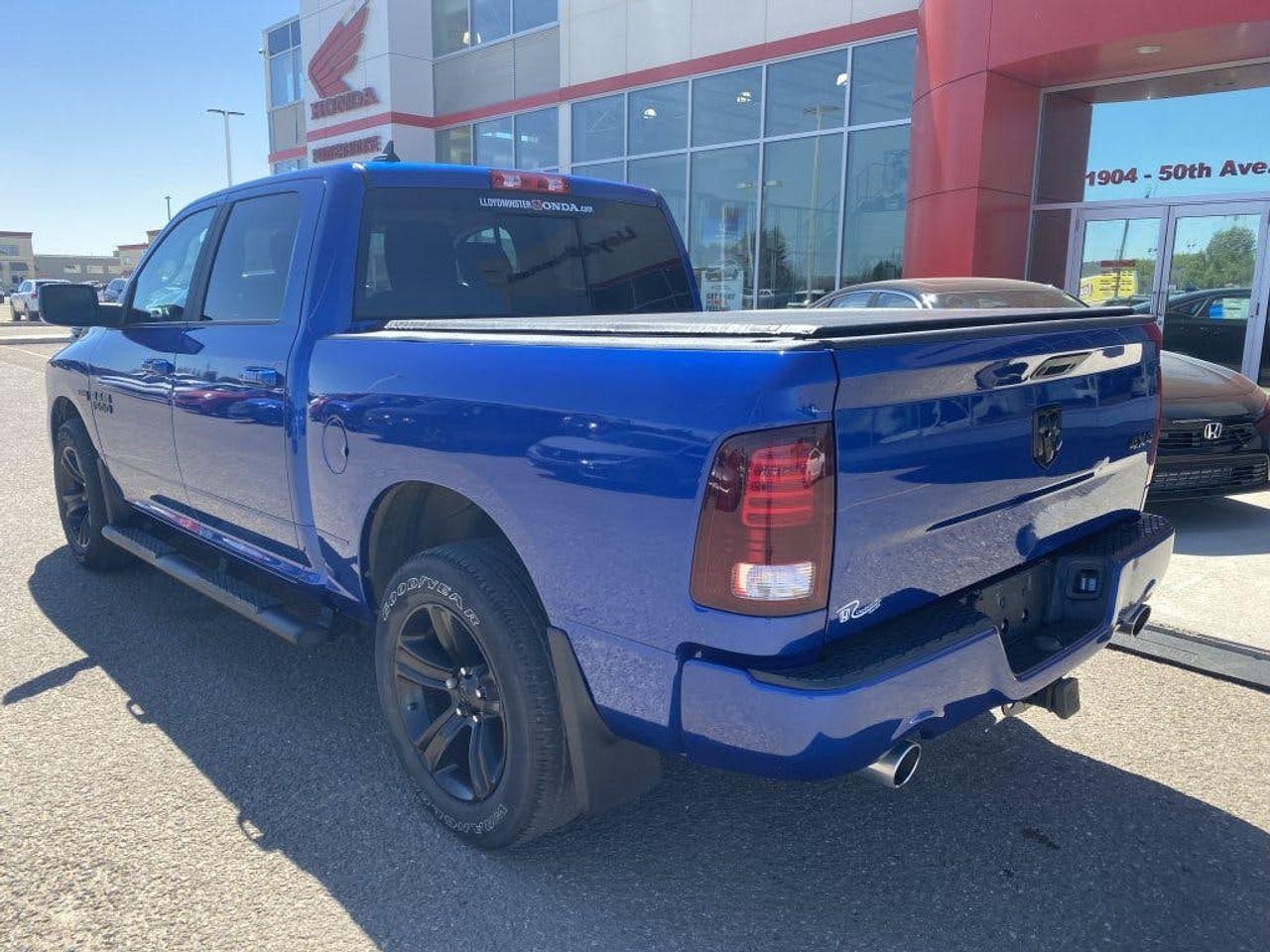 2018 Ram 1500 Sport-2