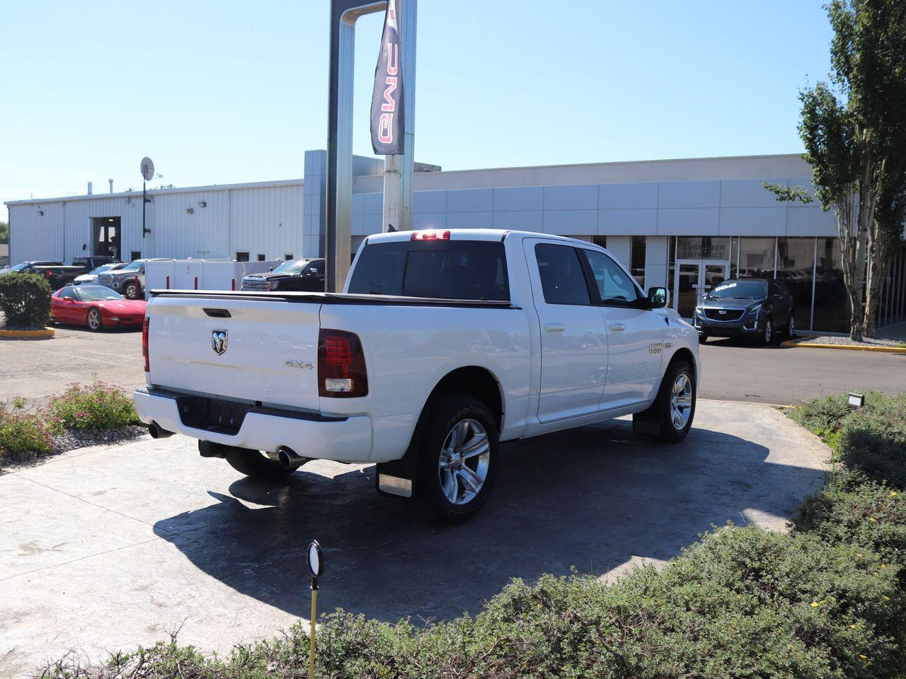 2018 Ram 1500 Sport-3