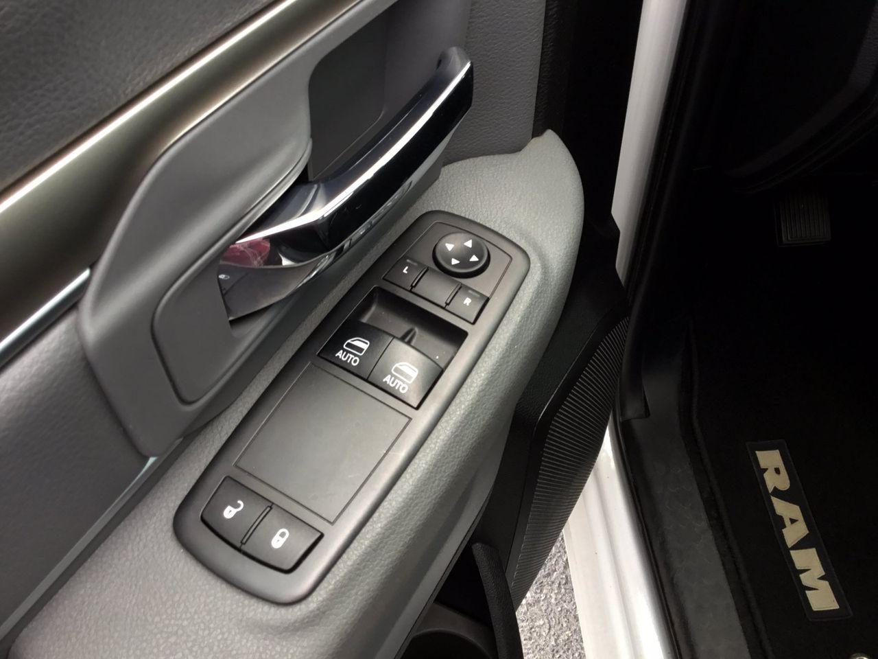 2018 Ram 1500 -1