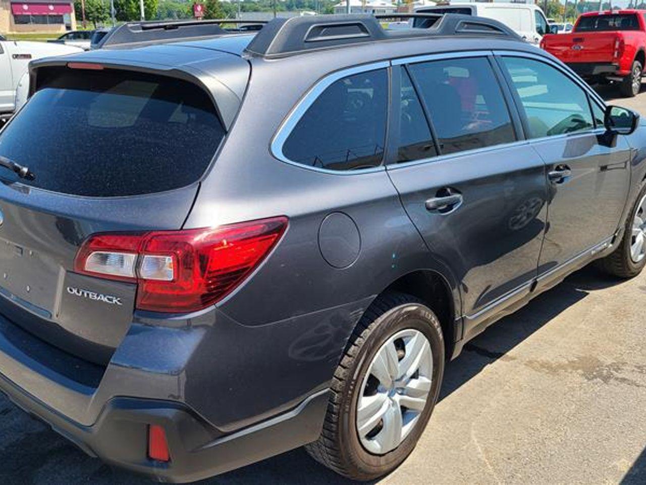 2018 Subaru Outback 2.5i-3
