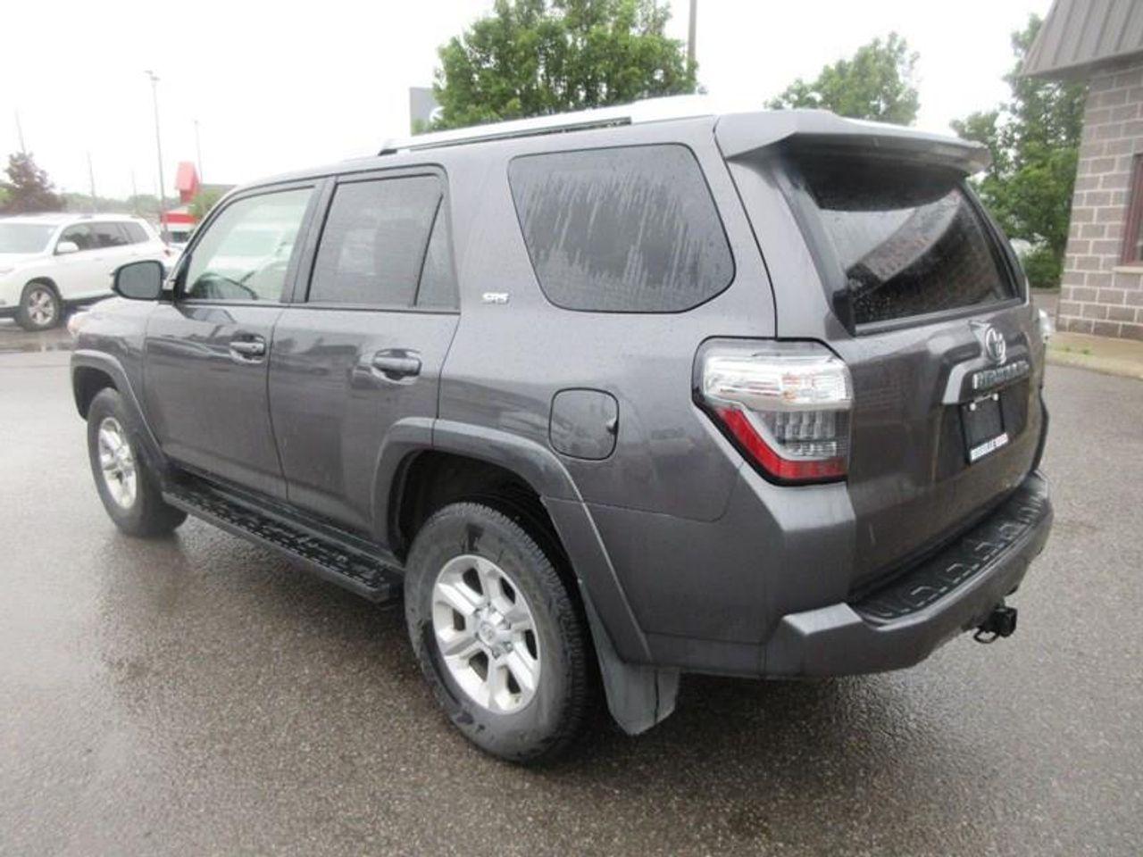 2018 Toyota 4Runner SR5-2