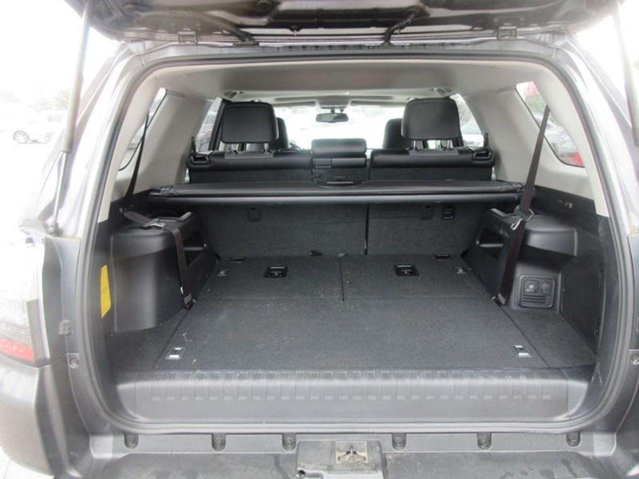 2018 Toyota 4Runner SR5-4
