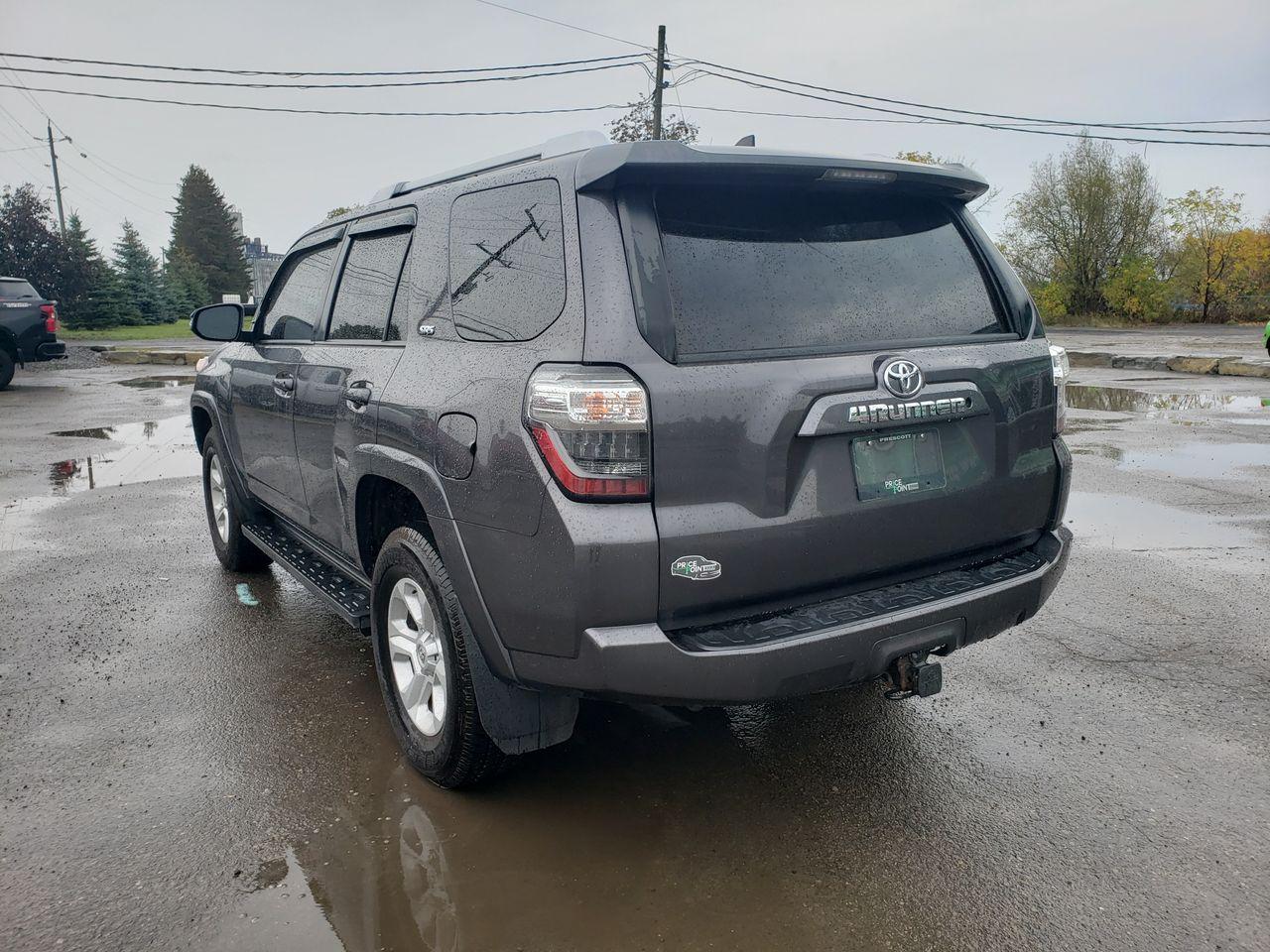 2018 Toyota 4Runner SR5-2