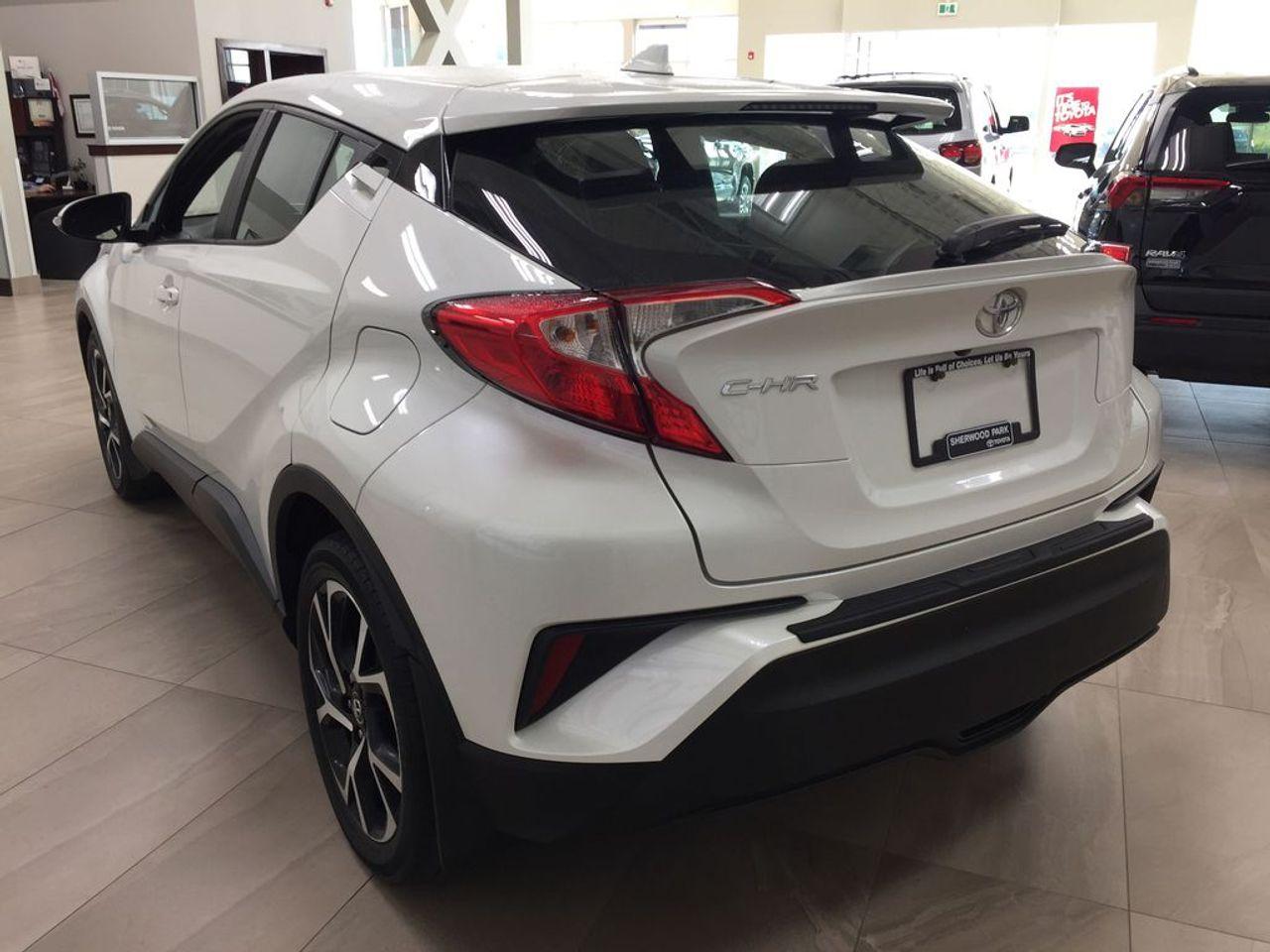 2018 Toyota CH-R XLE-4