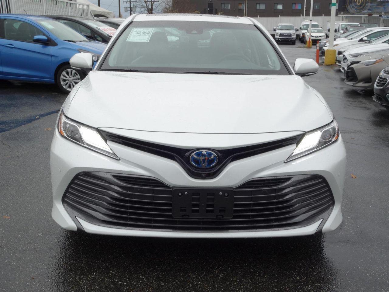 2018 Toyota Camry Hybrid LE-1
