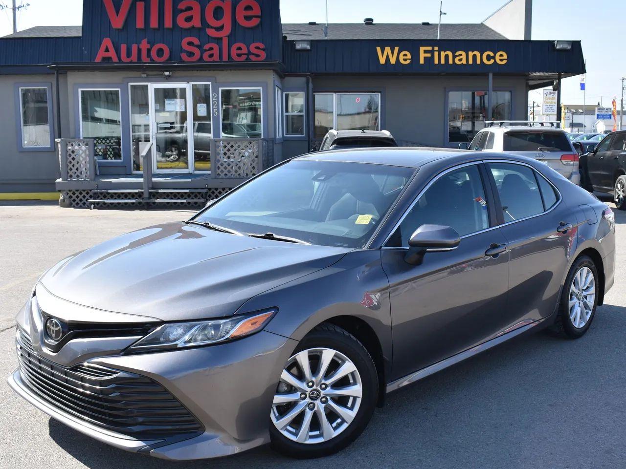 2018 Toyota Camry LE-0