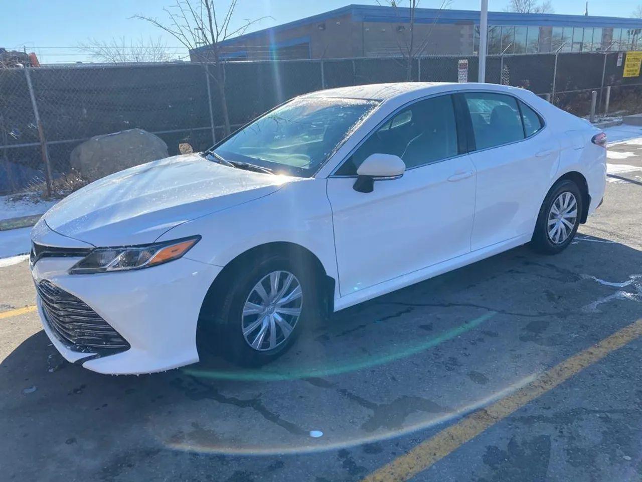 2018 Toyota Camry LE-0