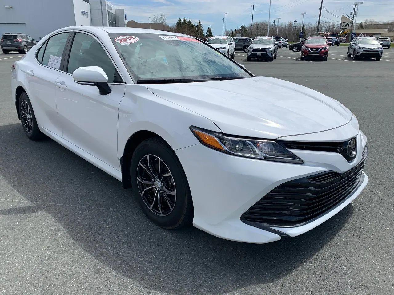 2018 Toyota Camry SE-4