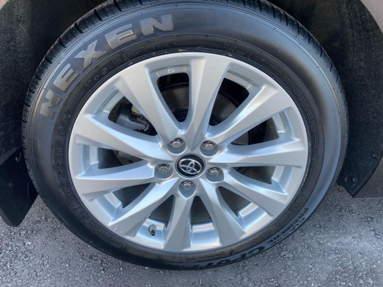 2018 Toyota Camry SE-4