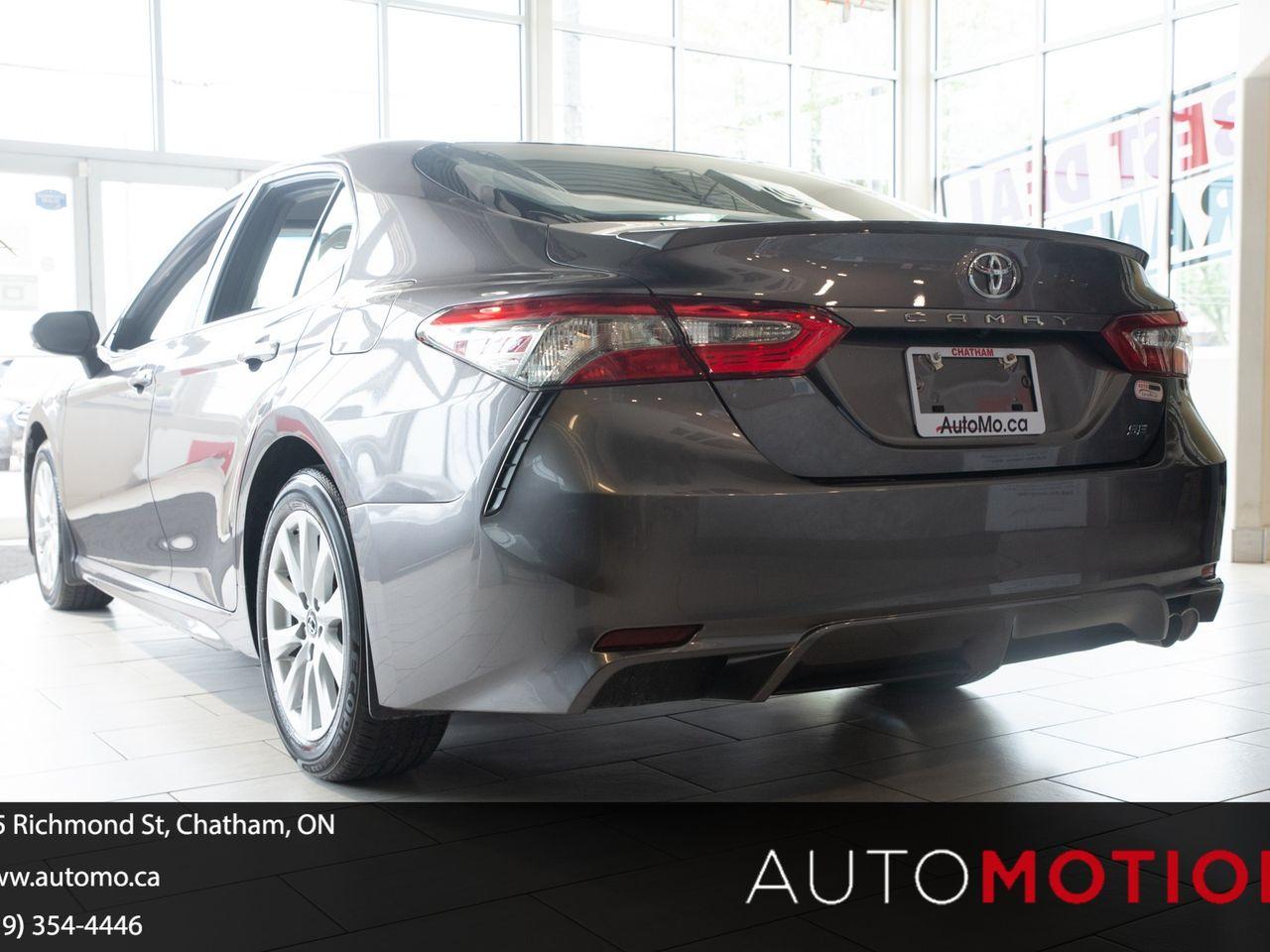 2018 Toyota Camry SE-2