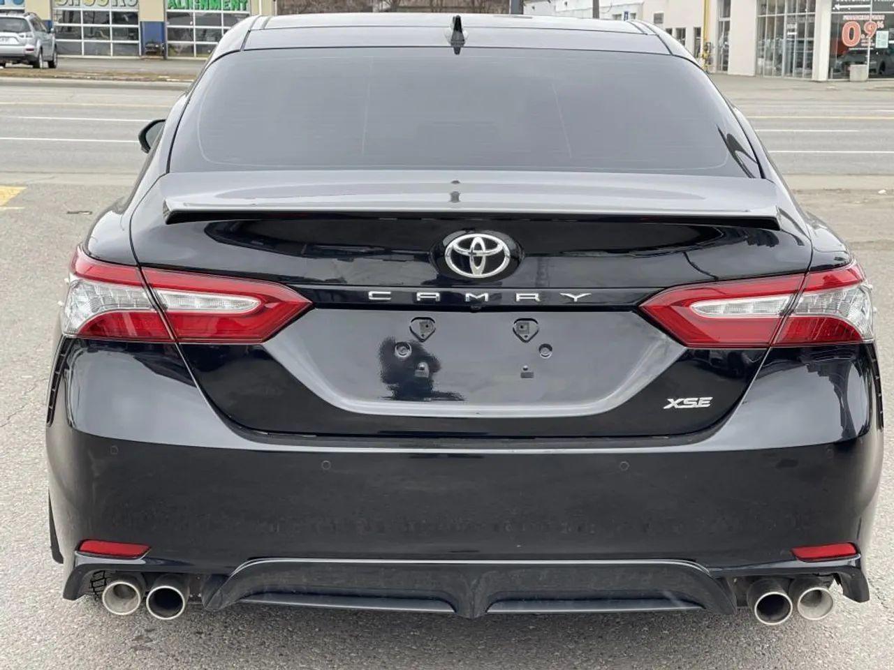 2018 Toyota Camry XSE-3