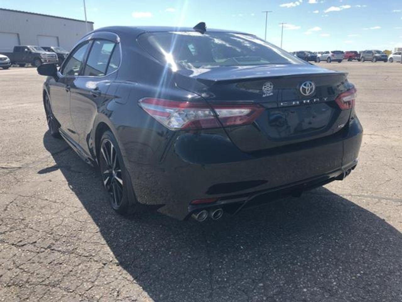 2018 Toyota Camry XSE-2