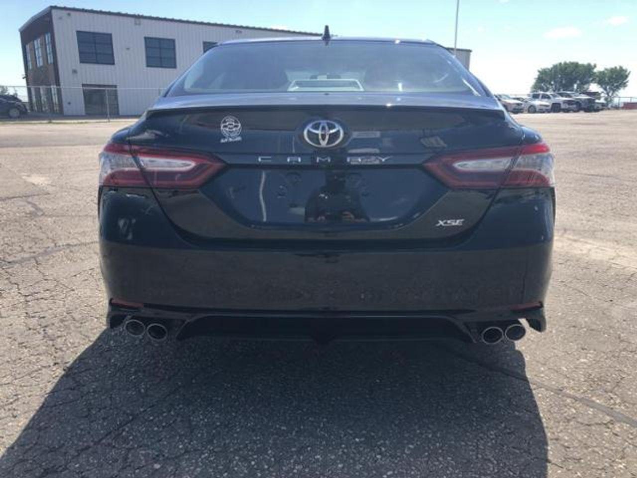 2018 Toyota Camry XSE-3