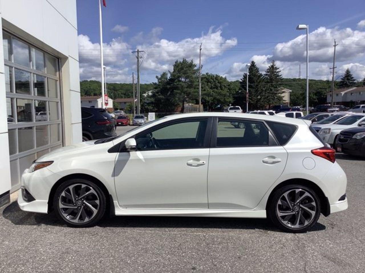 2018 Toyota Corolla iM Base-1