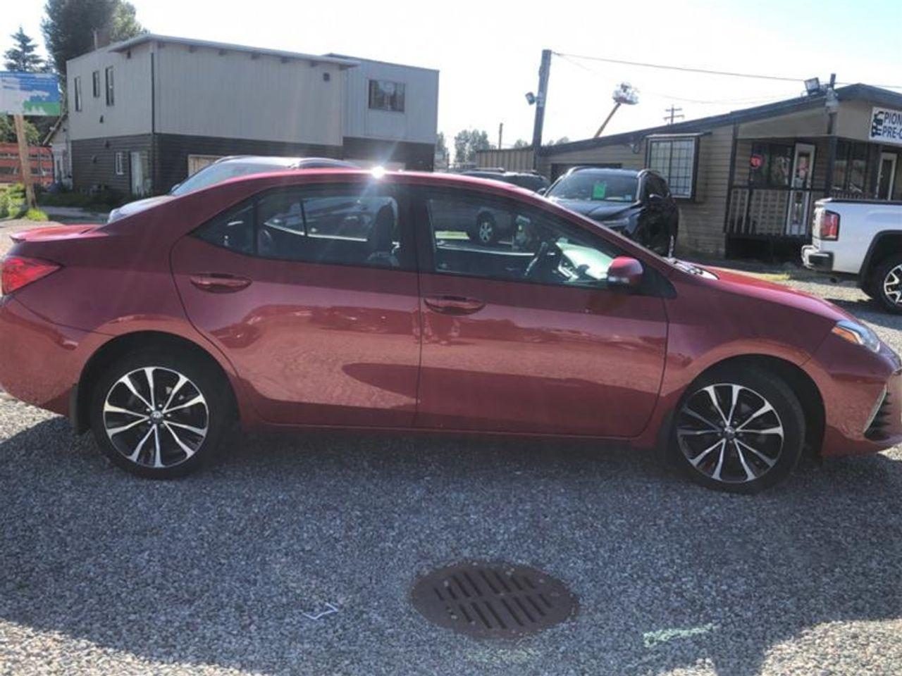 2018 Toyota Corolla SE-3