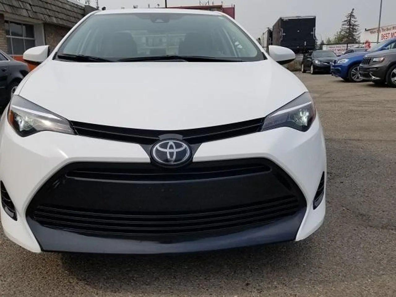 2018 Toyota Corolla LE-2