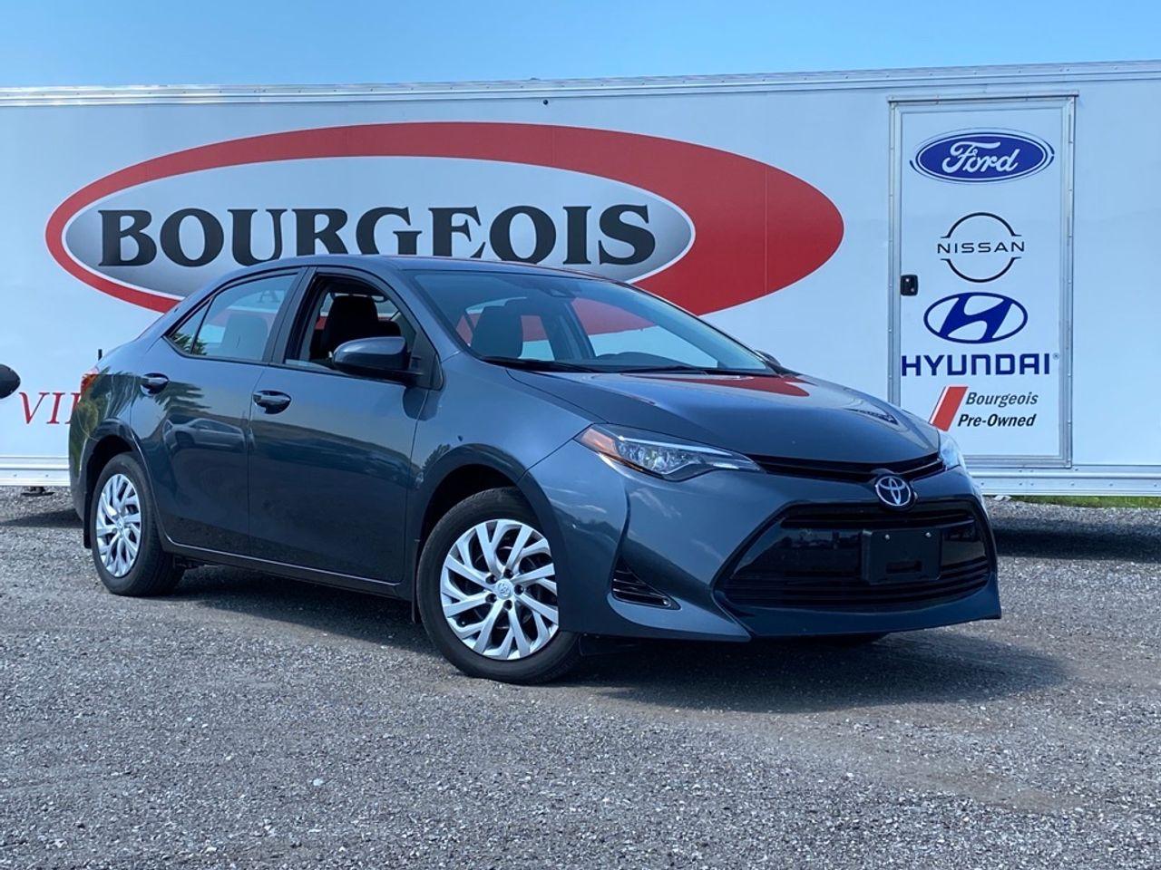 2018 Toyota Corolla LE-0