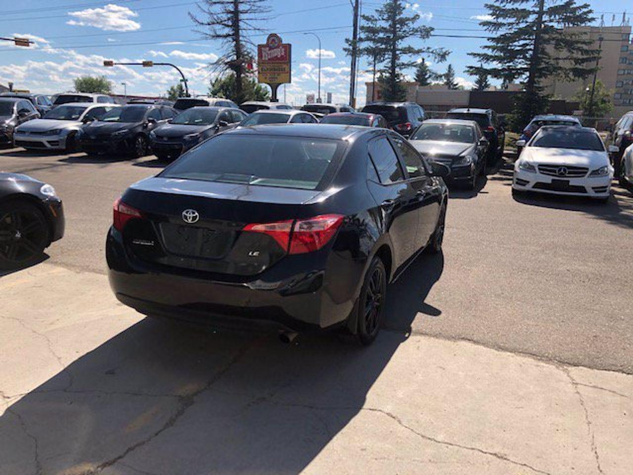 2018 Toyota Corolla LE-4