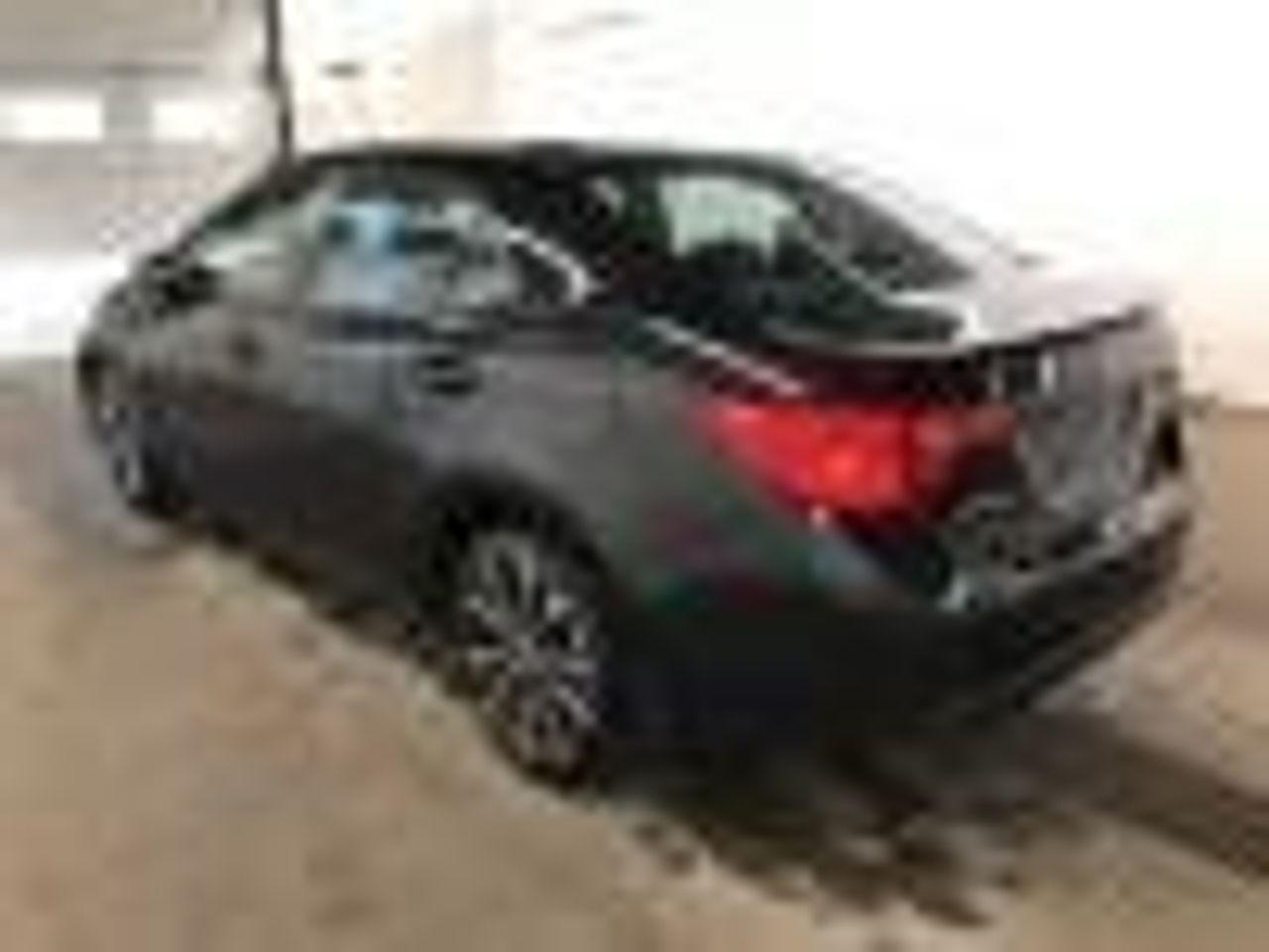 2018 Toyota Corolla LE-1