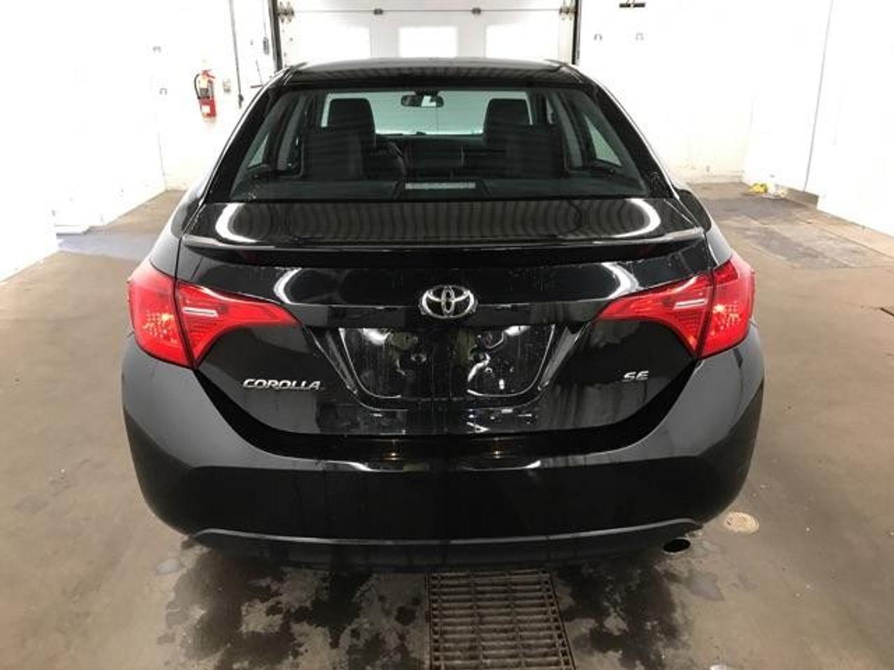 2018 Toyota Corolla LE-2