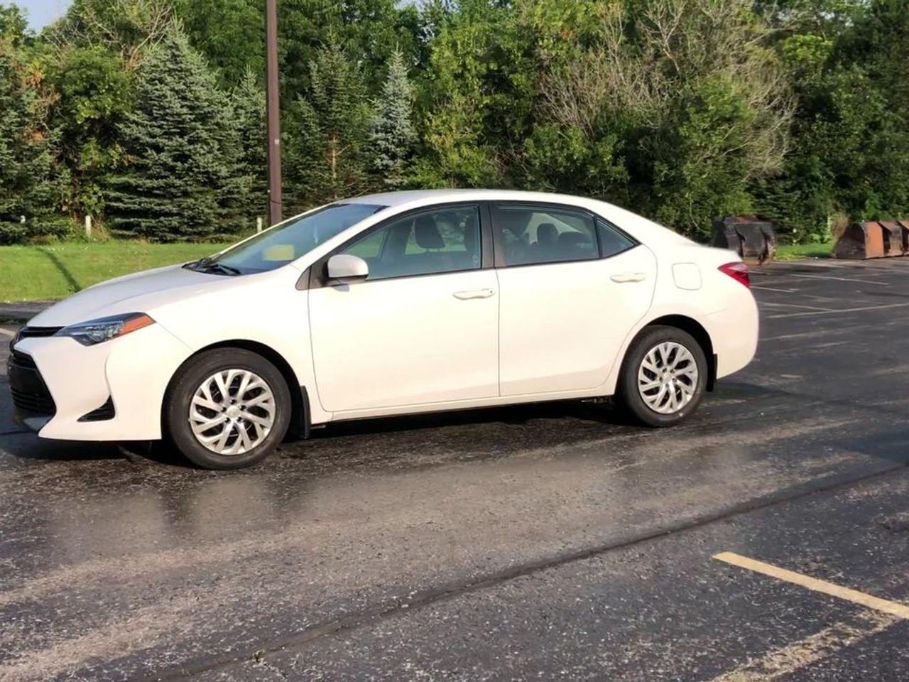 2018 Toyota Corolla LE-3