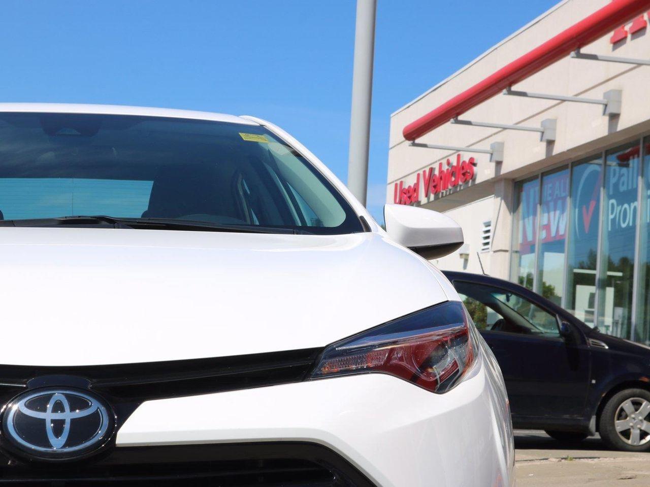 2018 Toyota Corolla LE-4
