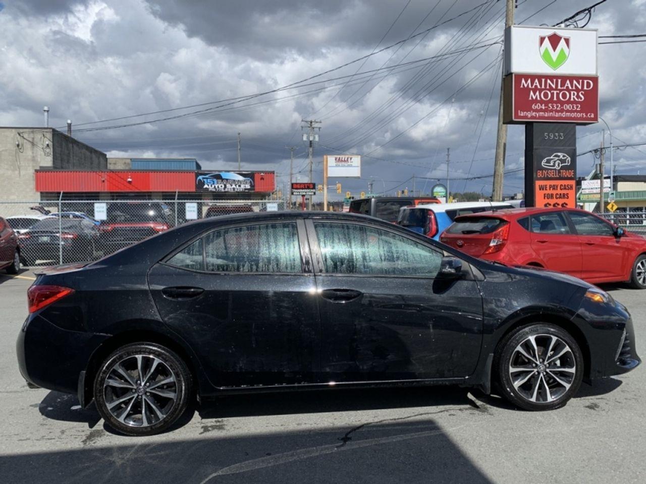 2018 Toyota Corolla SE-3