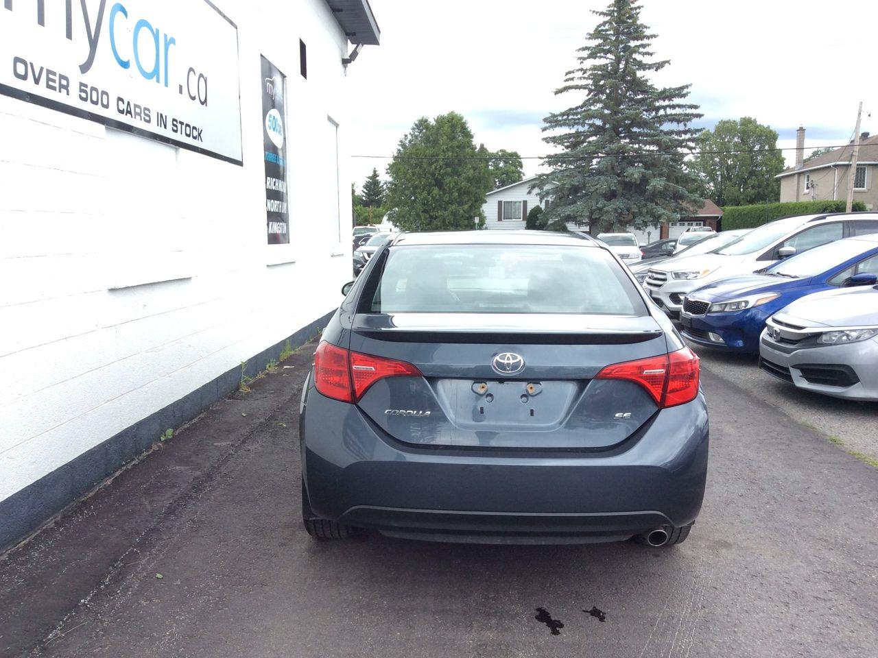 2018 Toyota Corolla SE-3