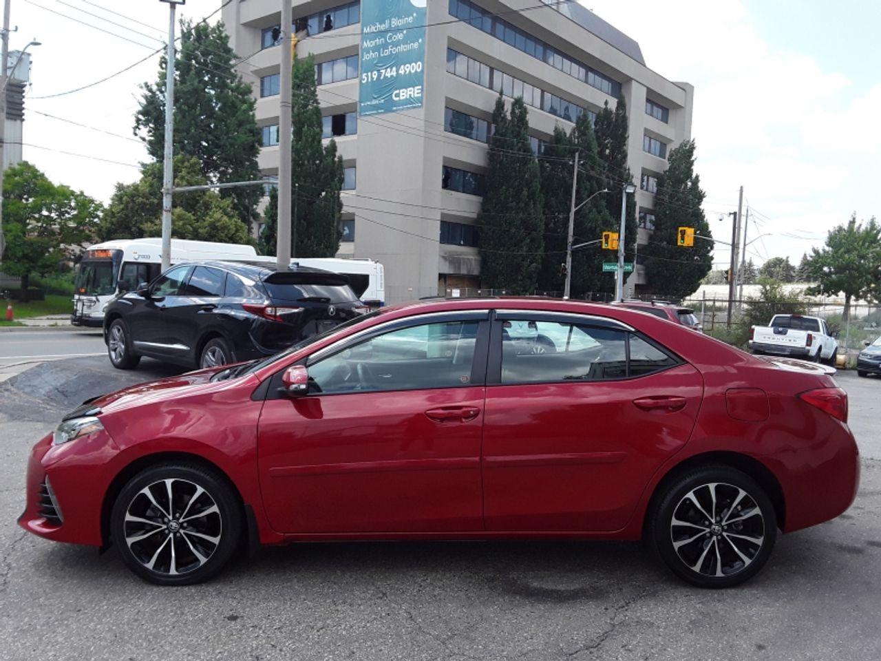 2018 Toyota Corolla SE-3