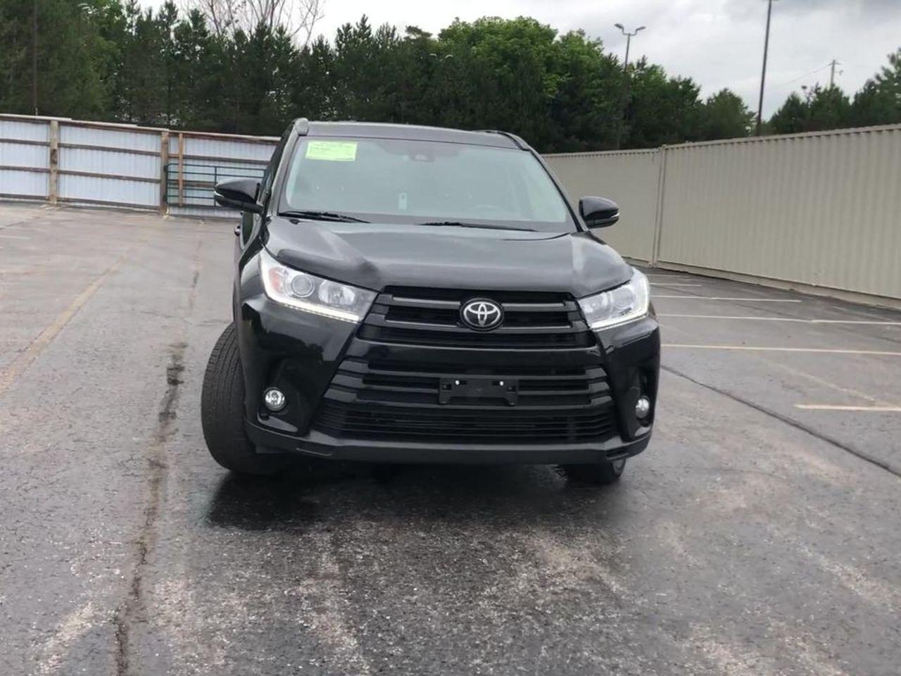 2018 Toyota Highlander SE-2
