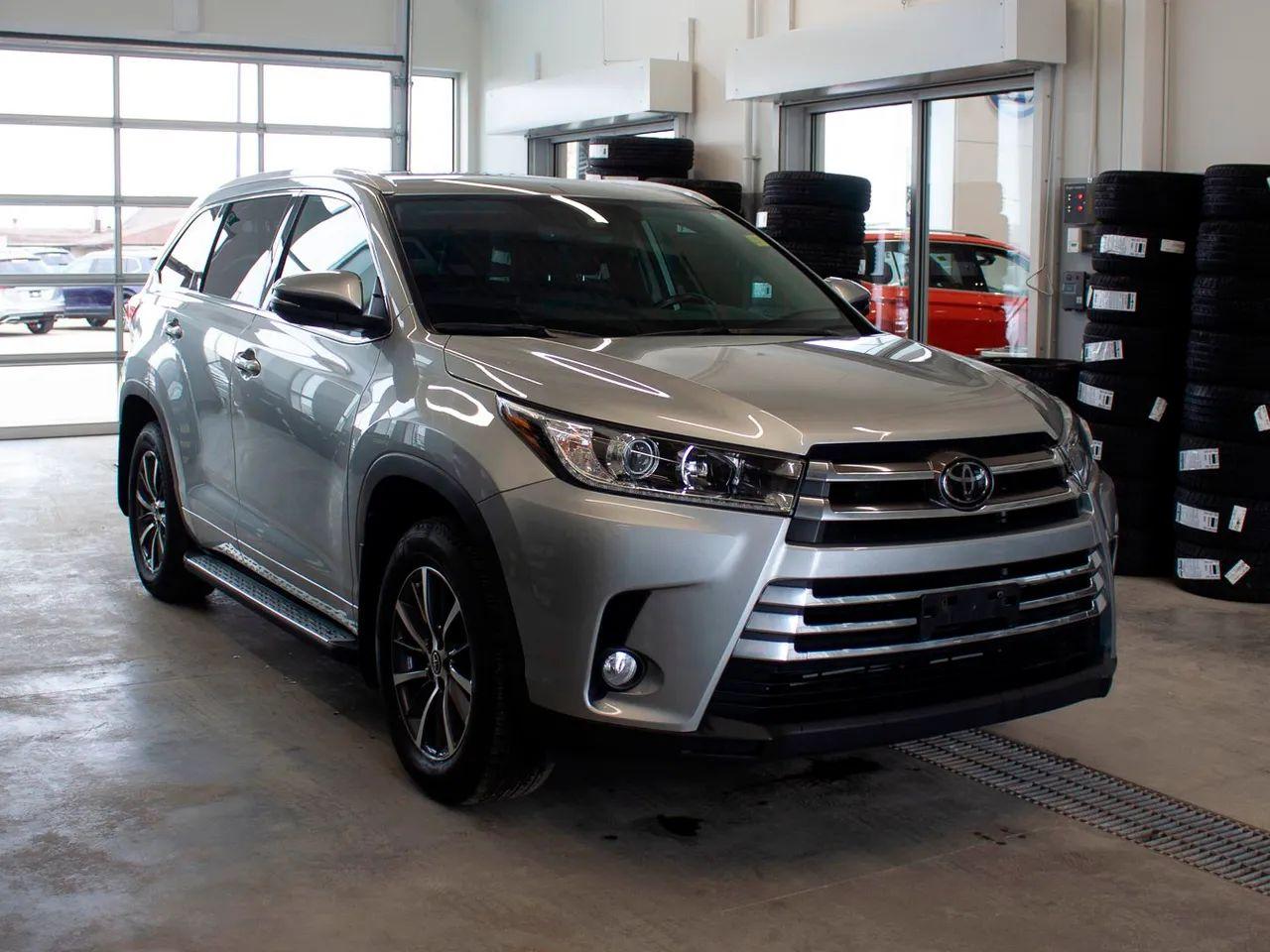 2018 Toyota Highlander XLE-2