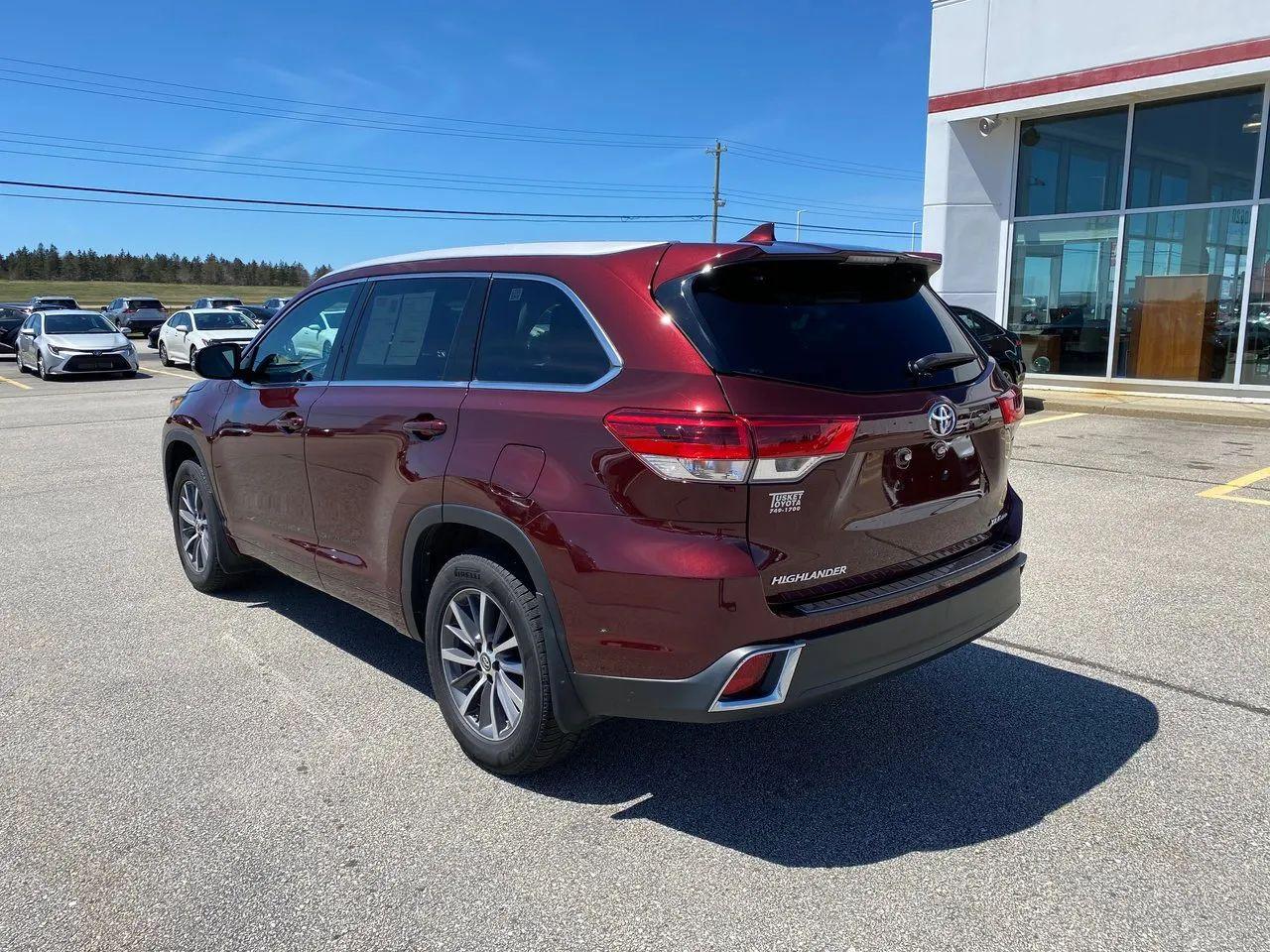 2018 Toyota Highlander XLE-2